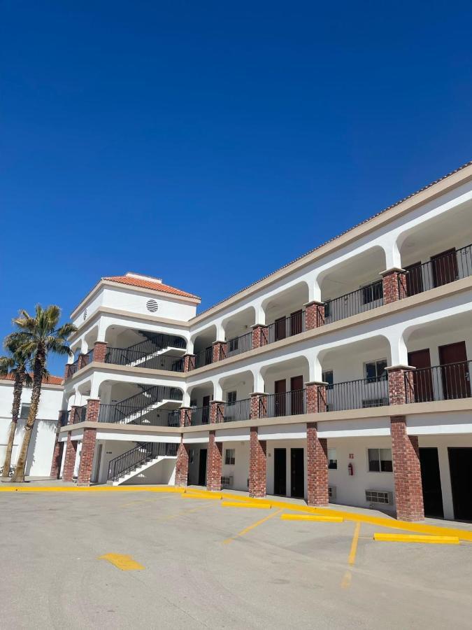 Hotel Dunas Near Consulate 시우다드 후아레스 외부 사진